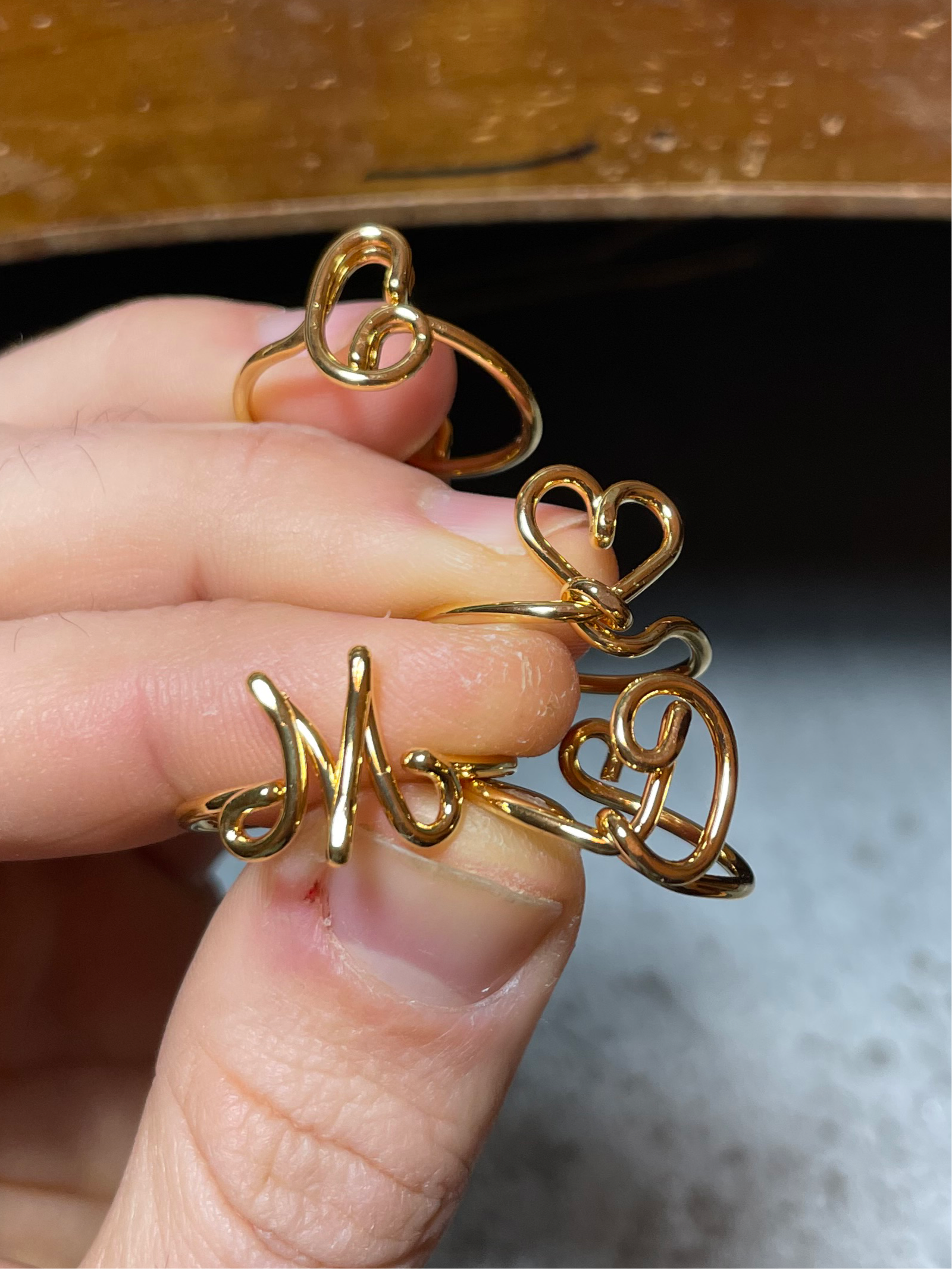 Anello Letterina Wire