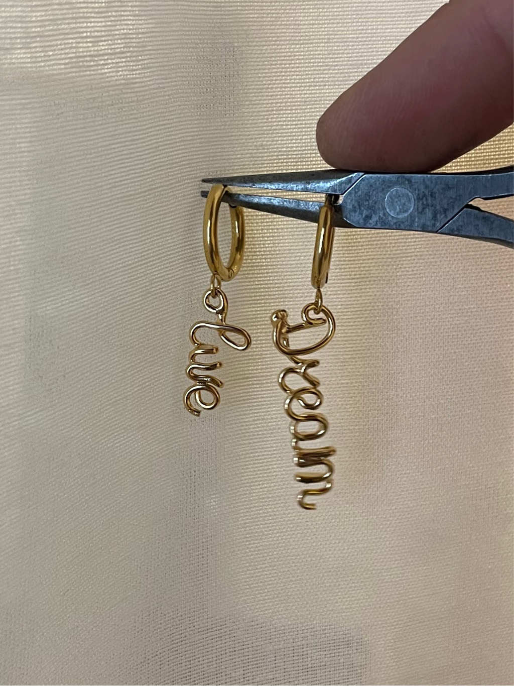 Wire Name Pendant Hoops