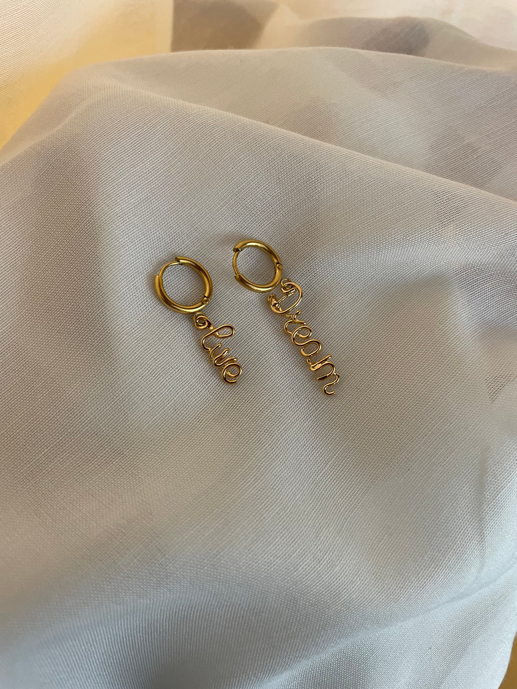 Wire Name Pendant Hoops